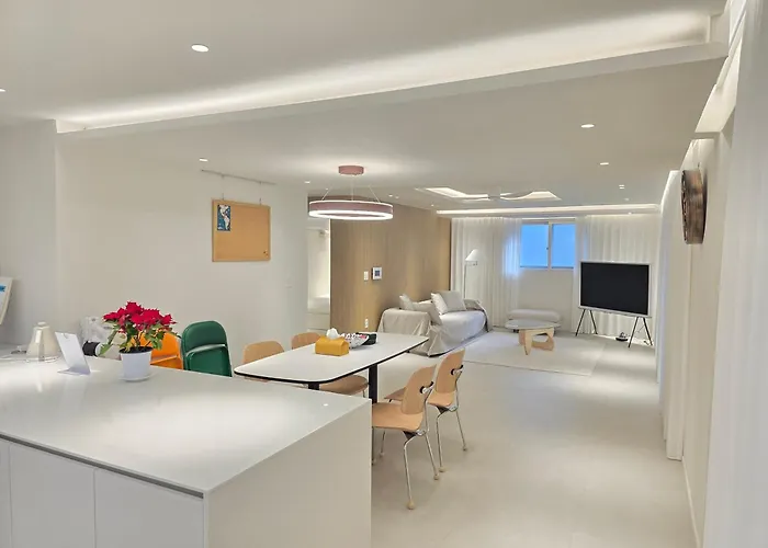 The Gangnam Private Stay, "premium 3-room Suite", "5 Min To Gangnam Station" *
